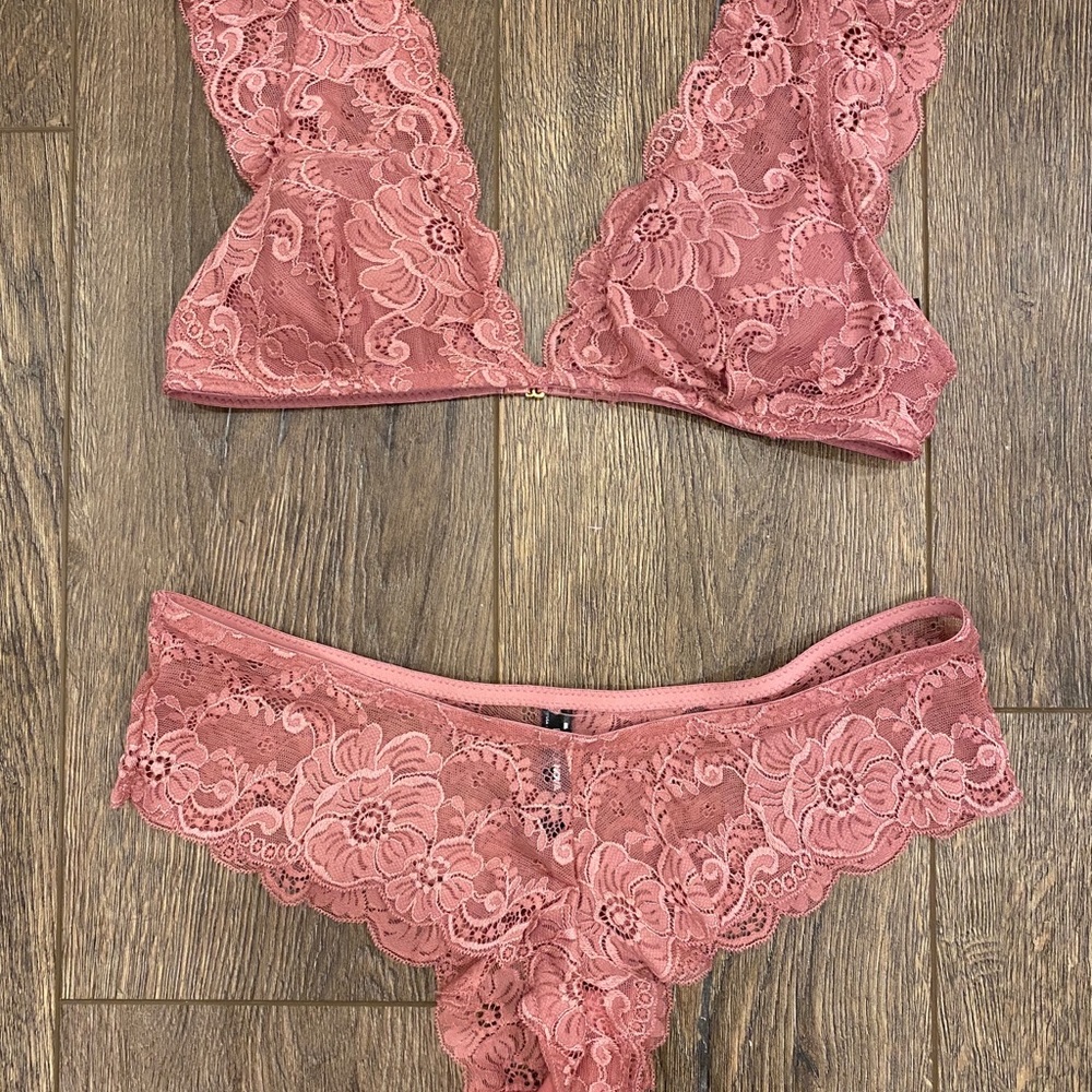 Fashion Nova Lingerie set